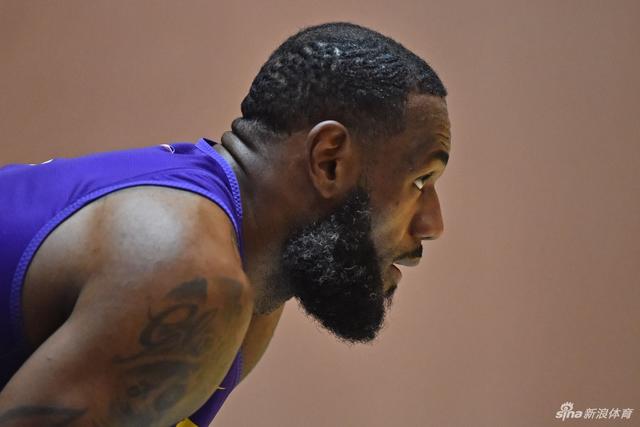 中国男篮仍有机会拿奥运门票 目前日本最占优